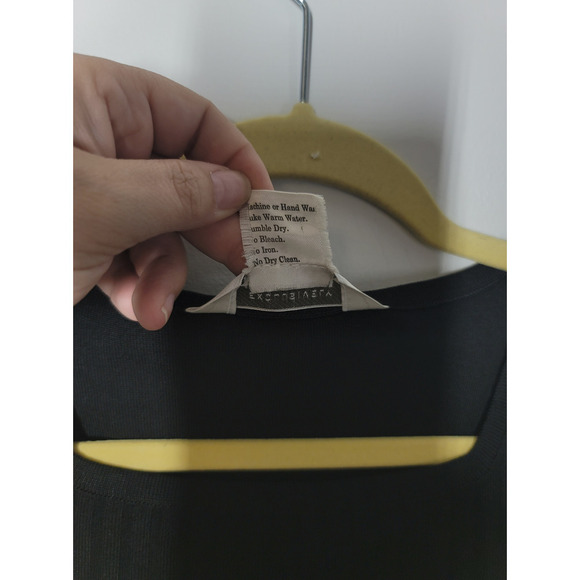 Mistook Sleeveless Ribbed Knit Round Neck Acrylic Flare Hem Top Size Small Black - Picture 4 of 4